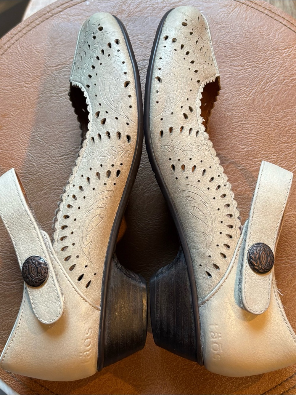 Taos Mary Jane Laser-cut Leather Shoes - Picture 2 of 7